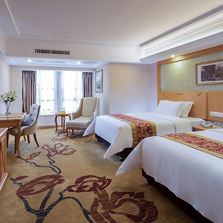 Vienna International Hotel Zhongshan Torch Development Zone Εξωτερικό φωτογραφία